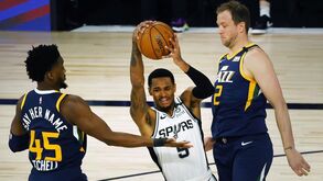 San Antonio Spurs falham play-offs da NBA após 22 presenças consecutivas