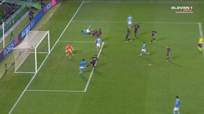 Como é que Sterling falhou daqui? Pep Guardiola nem queria acreditar