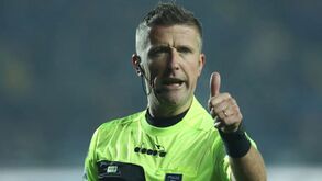  Daniele Orsato arbitra final da Liga dos Campeões entre PSG e Bayern Munique 