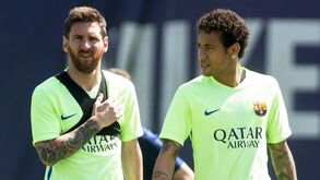 «É mais provável Messi ir para o PSG do que Neymar voltar ao Barcelona»