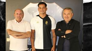 Farense confirma chegada de Mansilla