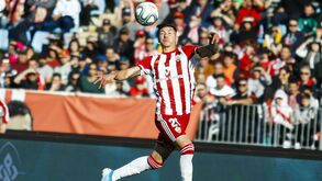 Almería pede 20 milhões de euros mais jogadores ao Benfica por Darwin Núnez