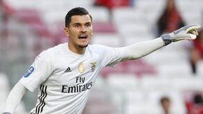 Benfica vende Ivan Zlobin ao Famalicão 