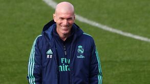 Um onze com possíveis reforços do Real Madrid: até há um jogador do Sporting na lista