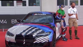 Miguel Oliveira vai para casa com vitória e com um novo carro para a sua garagem