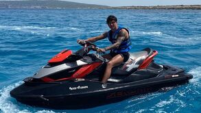 Tal como Cavani, Darwin Núñez também está em Ibiza