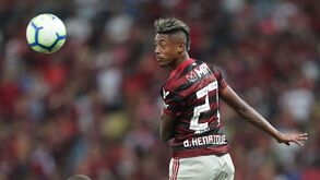 Jorge Jesus faz pressão por Bruno Henrique