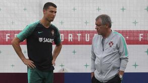 Fernando Santos chama Ronaldo de férias à Seleção: «Vi as fotografias e parece-me ótimo»