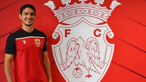 Gustavo reforça o ataque do Penafiel