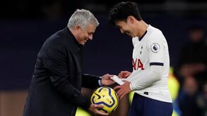 José Mourinho aprende coreano para falar com Son Heung-min
