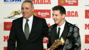 Stoichkov e a saída de Messi: «Um pontapé no rabo do maior de sempre do Barcelona»