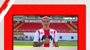 Wallyson oficializado como reforço do Leixões
