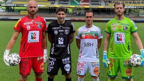 Camisolas 'destruídas' pela publicidade