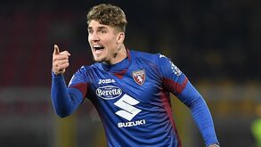 Prossegue jogo de paciência do Sporting por Lyanco