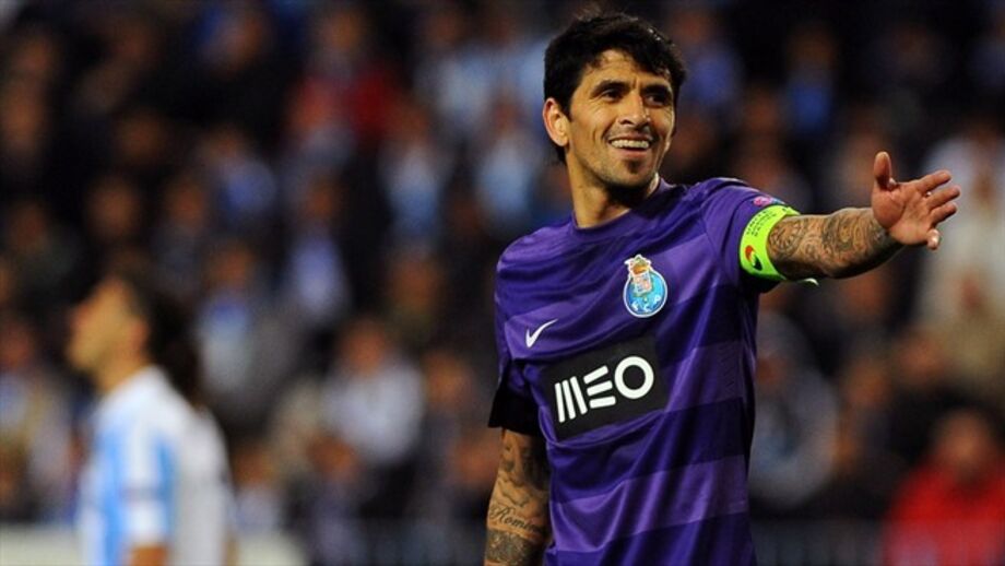 A caminho da reforma? Lucho González está sem contrato mas já estuda para ser treinador