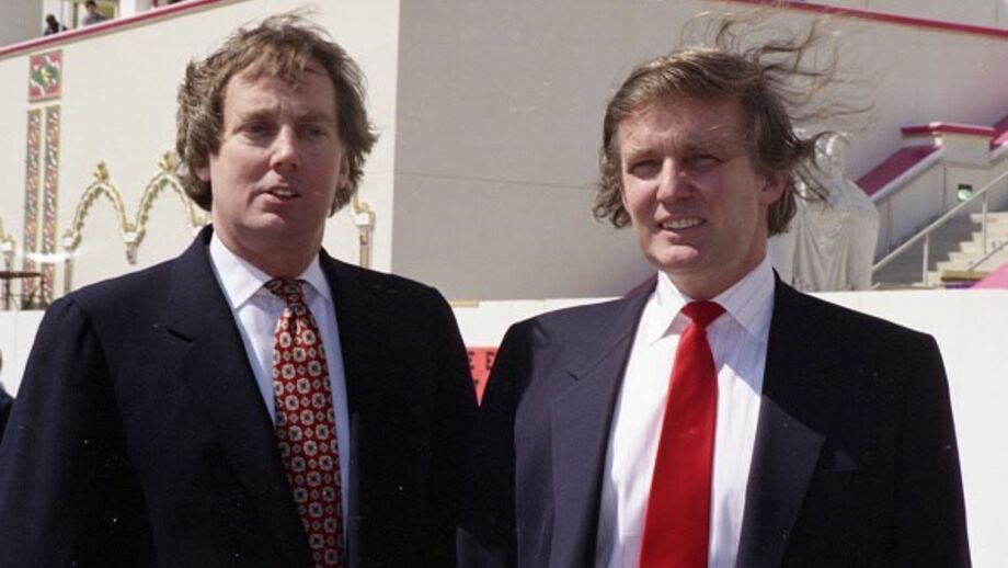 Robert Trump e Donald Trump em 1990