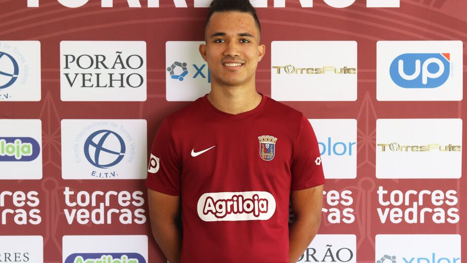 Torreense: Gustavo Tocantins dá experiência ao ataque