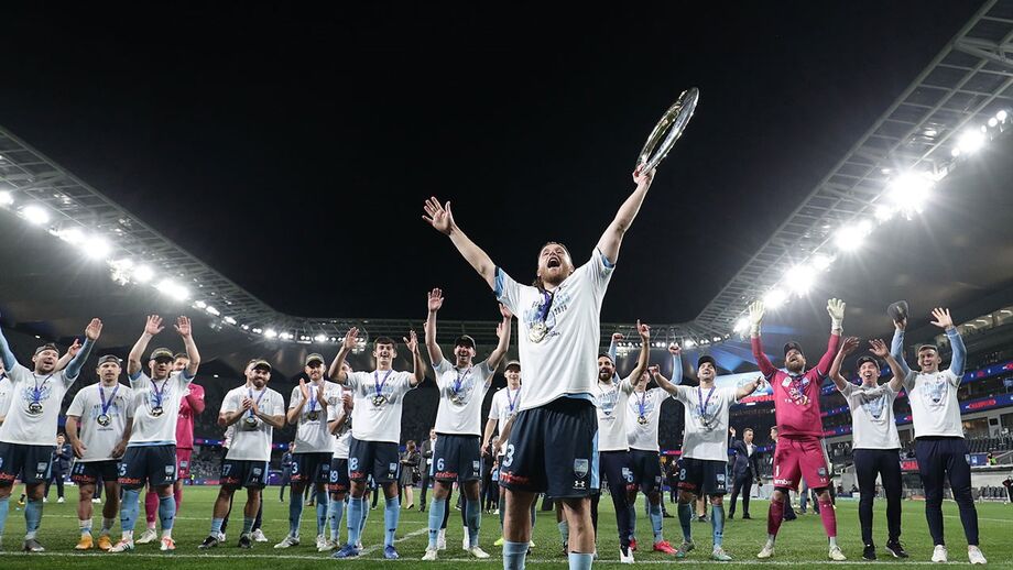 Sydney FC vence Melbourne City no prolongamento e sagra-se bicampeão australiano