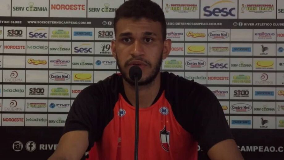 Clube partilha momento nas redes sociais e brinca coma situação