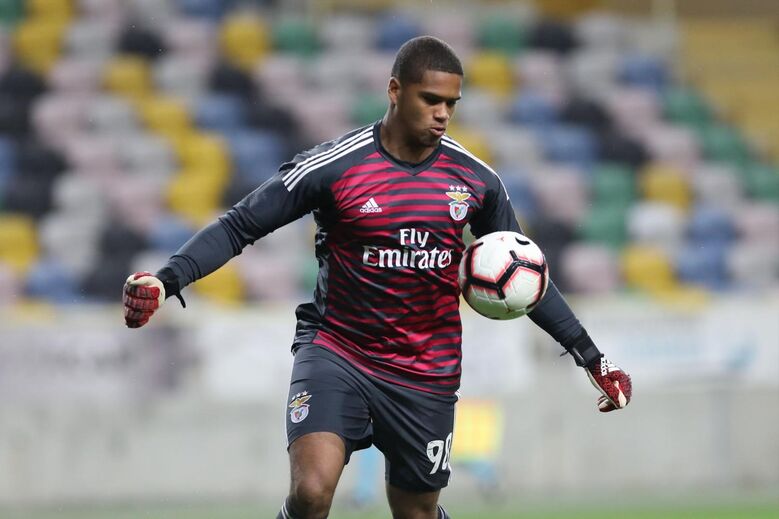 Fábio Duarte - Aos 22 anos, o guarda-redes continua no Benfica e tem sido opção na equipa B e também nos sub-23.