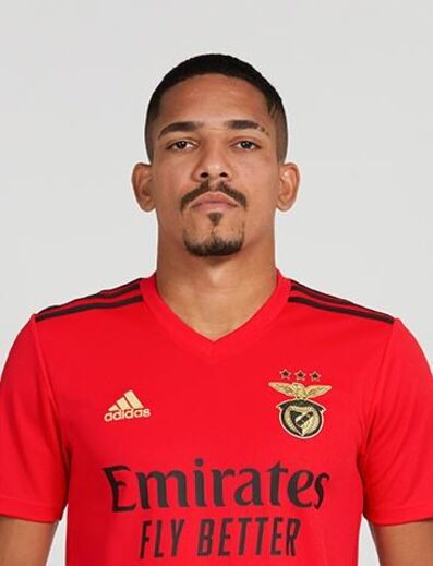 Lateral-direito: Gilberto