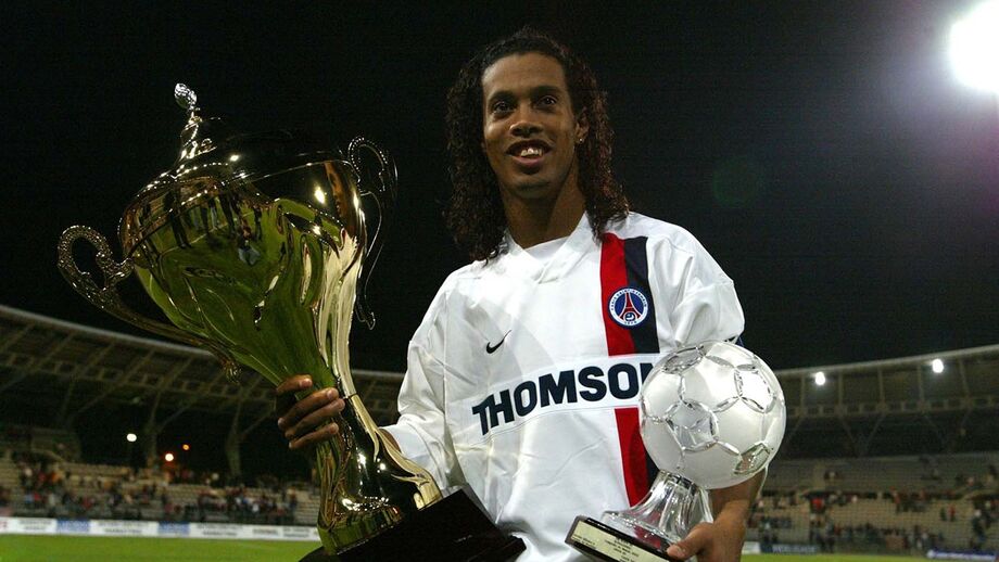Ronaldinho (2001-2003)