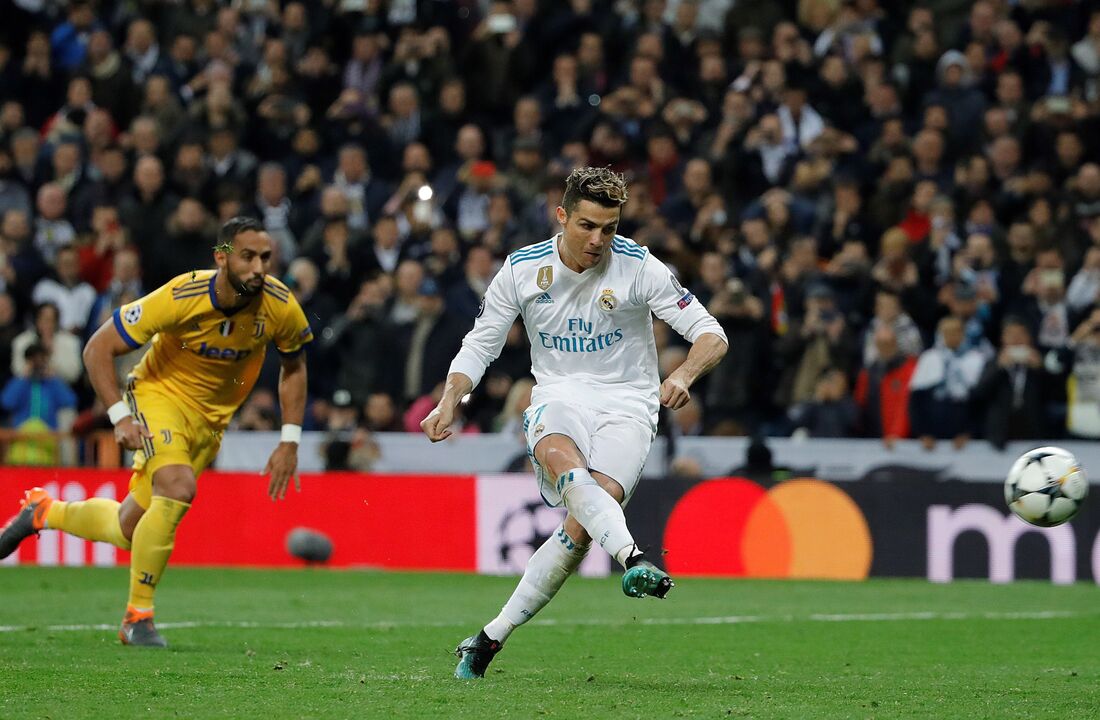 Cristiano Ronaldo - É o jogador que mais golos marcou em equipas de José Mourinho: 168. Os portugueses trabalharam juntos no Real Madrid durante três épocas com golos, está visto, títulos e, de acordo com a biografia de Modric, uma discussão acesa em 2013 que obrigou à intervenção de outras pessoas para serenar os ânimos. Mas também há relatos de que fizeram as pazes... 