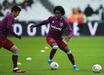 Carlos Sanchez (34 anos, médio, última equipa: West Ham) - Valor de mercado: 1,2 milhões de euros