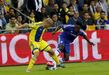 Lateral-esquerdo: Abdul Rahman Baba - O termo 'flop' pode parecer exagerado às vezes, mas neste específico caso assenta que nem uma luva. Internacional ganês por 25 vezes, Abdul Rahman Baba chegou ao Chelsea em 2015 proveniente Augsburgo num negócio que custou 20 milhões de euros aos blues. Desde então, o lateral-esquerdo tem sido constantemente emprestado. Na última temporada representou os espanhóis do Maiorca.