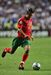 2. Paulo Ferreira (Lateral-direito) - Dono da lateral-direita defensiva da Seleção Nacional por 62 ocasiões, Paulo Ferreira viu desde o relvado o na altura 'menino' Cristiano Ronaldo marcar pela primeira vez com a camisola das quinas. Estoril, Vitória de Setúbal, FC Porto e Chelsea foram os clubes que este antigo internacional luso representou ao longo da sua carreira, antes de pendurar as chuteiras em 2013.