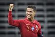 Primeiro jogador europeu a superar a barreira dos 100 golos pela Seleção Nacional. De momento totaliza 101, a apenas 8 de Ali Daei, o líder global da tabela