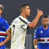 Cristiano Ronaldo marca no triunfo da Juventus a abrir a Serie A