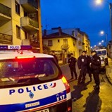 Três feridos em ataque com faca junto à sede do antigo Charlie Hebdo em Paris
