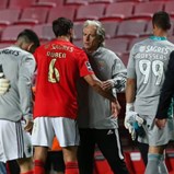 Entre abraços e sorrisos: as imagens da despedida de Rúben Dias do Benfica