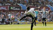 Papiss Demba Cissé (35 anos, avançado, última equipa: Alanyaspor) - Valor de mercado: 1,5 milhões de euros