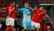Valter Birsa (34 anos, médio, última equipa: Cagliari) - Valor de mercado: 1 milhão de euros