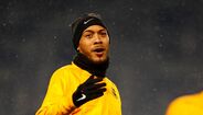Guillaume Hoarau (36 anos, avançado, última equipa: Young Boys) - Valor de mercado: 800 mil euros