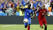 Bacary Sagna (37 anos, defesa, última equipa: Montreal Impact) - Valor de mercado: 400 mil euros