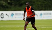 Yaya Touré (37 anos, médio, última equipa: Qingdao Huanghai) - Valor de mercado: 100 mil euros