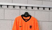 A nova camisola principal da seleção da Holanda