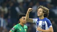 3.º Fábio Silva (FC Porto-Wolverhampton, 18 anos, 2020/21) - 40 M€