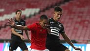 Defesa-direito: Gilberto (5 jogos como titular) - O reforço brasileiro até marcou nesta pré-época e está cada vez mais entrosado. Levou vantagem sobre André Almeida (2 jogos como titular no lado direito da defesa).
