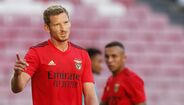 Central: Vertonghen (3 jogos como titular) - Chegou mais tarde mas ganhou o lugar, como seria esperado. Acabou por não disputar muitos jogos também pelo facto de ter estado na seleção belga. Ferro e Jardel fizeram dois encontros cada neste lugar.