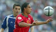 21. Nuno Gomes (Avançado) - Um dos sinais de marca do ataque da Seleção Nacional. Entrou na partida apenas aos 66 minutos, com a missão de fazer reverter o resultado que na altura era desfavorável para Portugal, mas só conseguiu ver Cristiano Ronaldo iniciar aquela que seria um dos capitulos mais bonitos da história do futebol português. Amarante, Boavista, Benfica, Fiorentina, Sporting de Braga e Blackburn foram os clubes que representou durante a sua carreira.