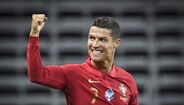 Primeiro jogador europeu a superar a barreira dos 100 golos pela Seleção Nacional. De momento totaliza 101, a apenas 8 de Ali Daei, o líder global da tabela