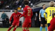 O golo de livre à Suécia foi o seu 10.º desta forma pela Seleção. No total da carreira, CR7 tem 57 golos na sequência destes lances.