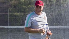 Portugal goleia Chipre e mantém 2.º lugar do grupo