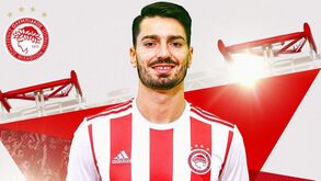 Pêpê Rodrigues oficializado como reforço do Olympiacos de Pedro Martins