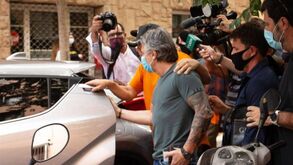 Pai de Messi admite reviravolta: avançado pode ficar no Barcelona