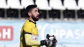 Emanuel Novo fecha a baliza do Penafiel